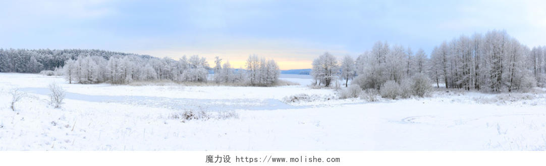 冬季景观与冰冻的湖面和雪树二十四节气立冬小雪大雪冬至小寒大寒